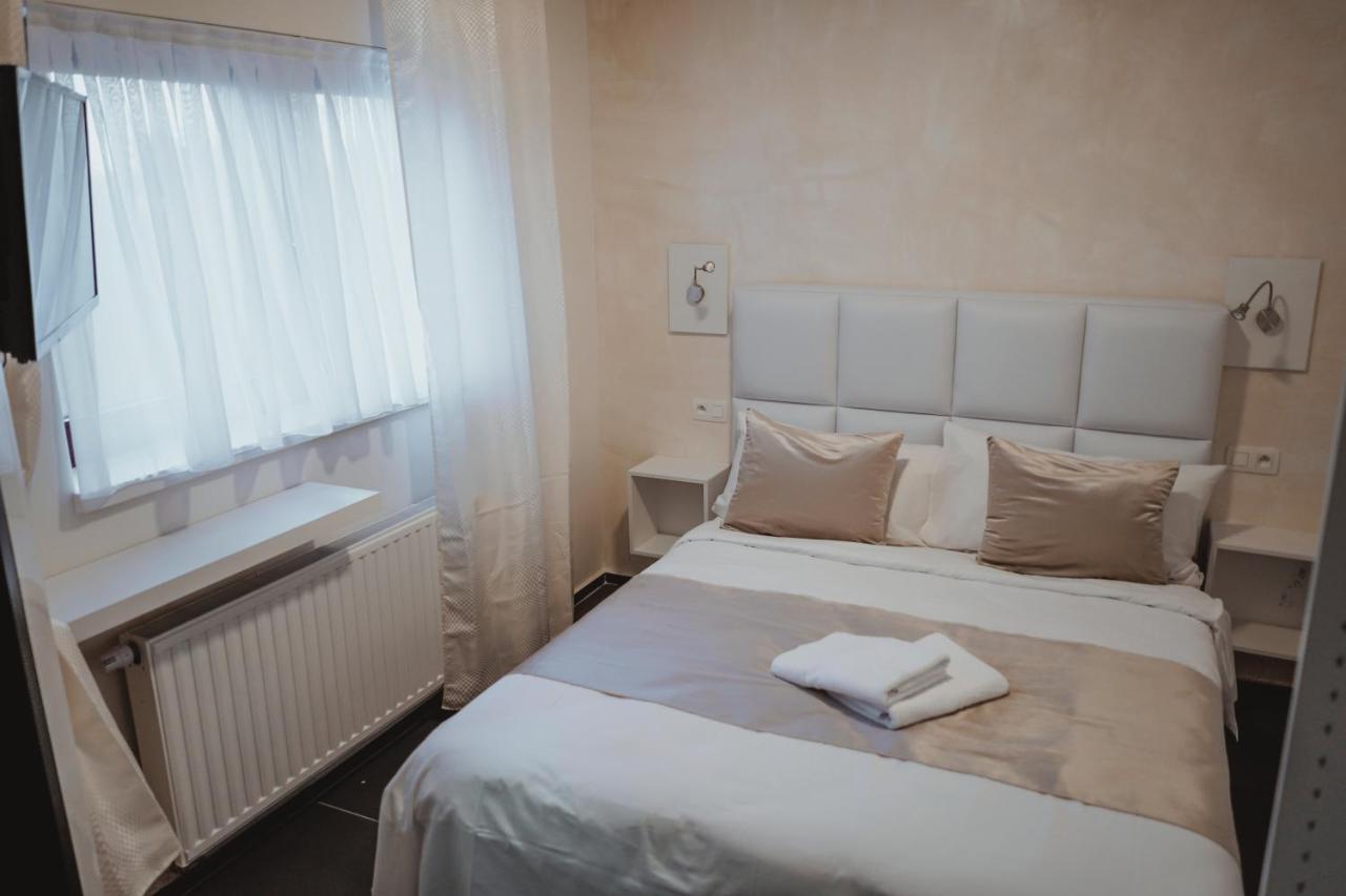 Hotel Onyx Expo Jette Zewnętrze zdjęcie