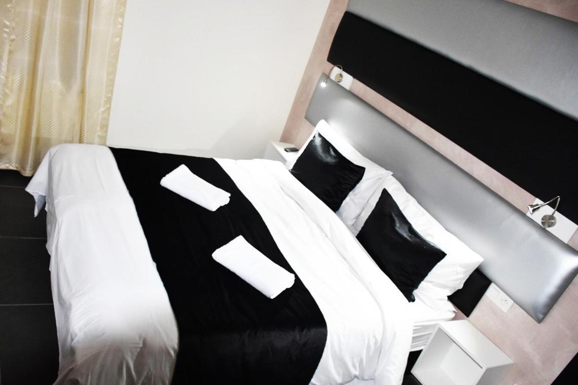 Hotel Onyx Expo Jette Zewnętrze zdjęcie
