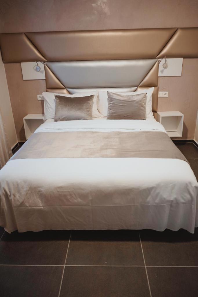 Hotel Onyx Expo Jette Zewnętrze zdjęcie